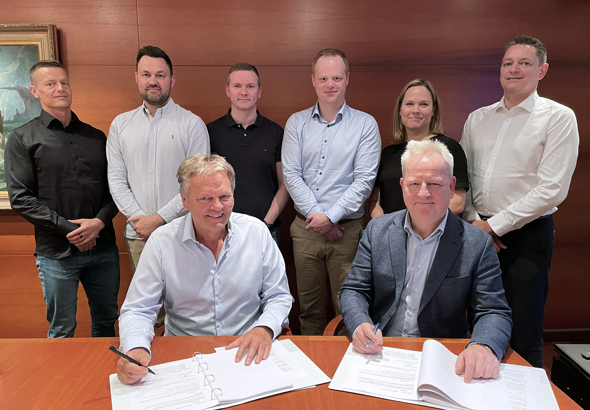 Olympic signs shipbuilding contract with Ulstein Verft.