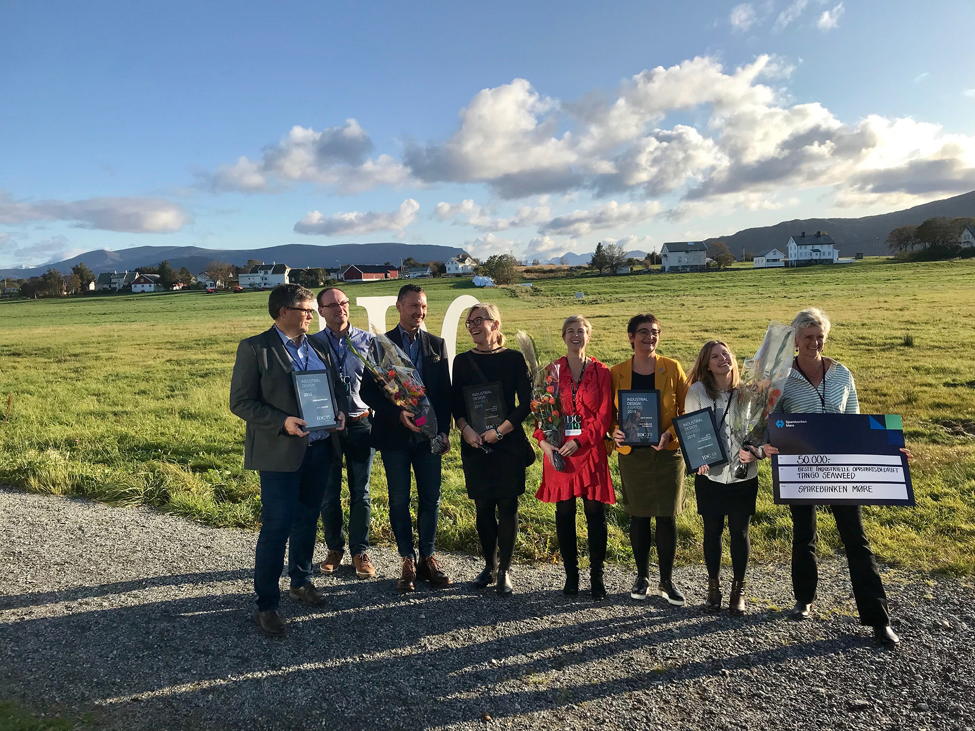 Jets Vacuum, Ulstein, Nye Ålesund kommune og Tango Seaweed fekk alle prisar på Industridesignkonferansen.