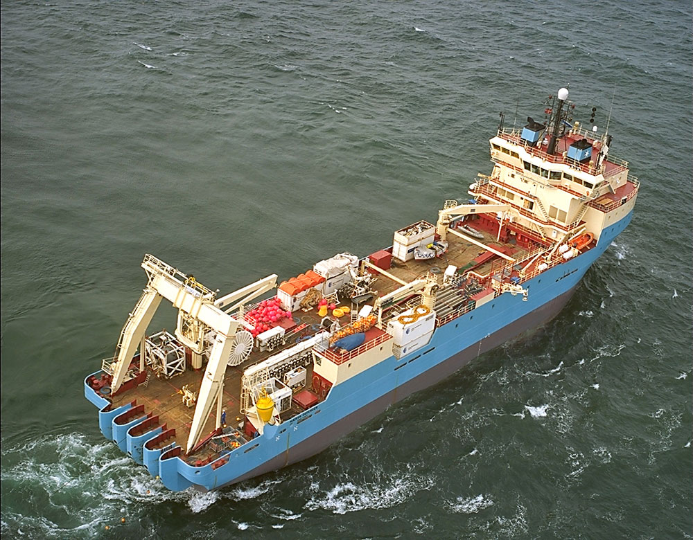 Yno-235_Maersk-Defender.jpg#asset:4040