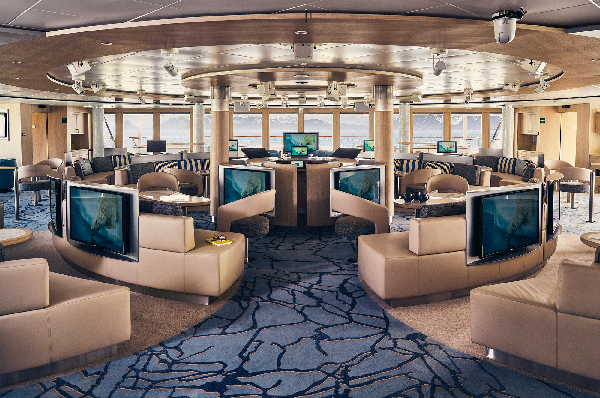 The ice lounge on the 'Endurance'. Photo: Lindblad Expeditions.